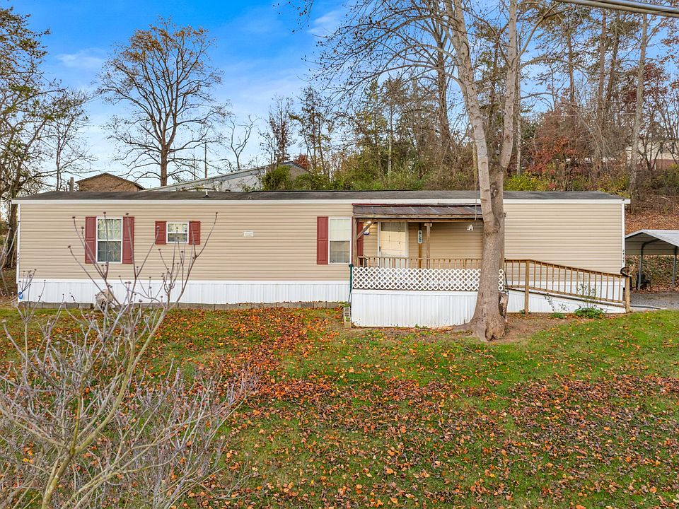 1st image of 2727 Highland Cir