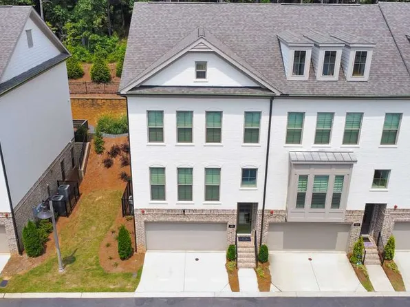 413 Bishop Ln, Woodstock, GA 30188