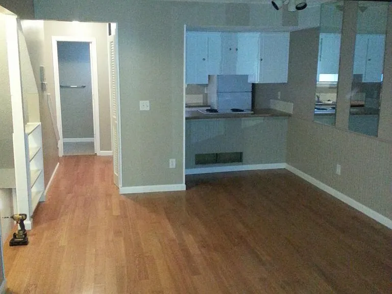 2838 Eaton St — Photo 4