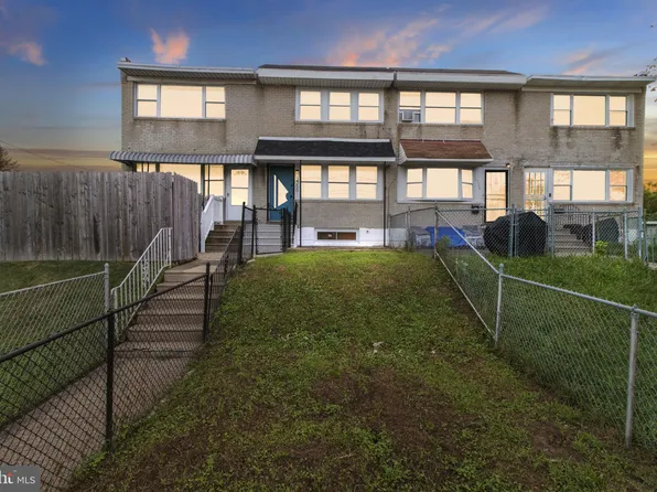 2758 Island Ave, Philadelphia, PA 19153