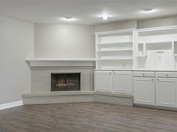 5th image of 12304 Green Valley Dr