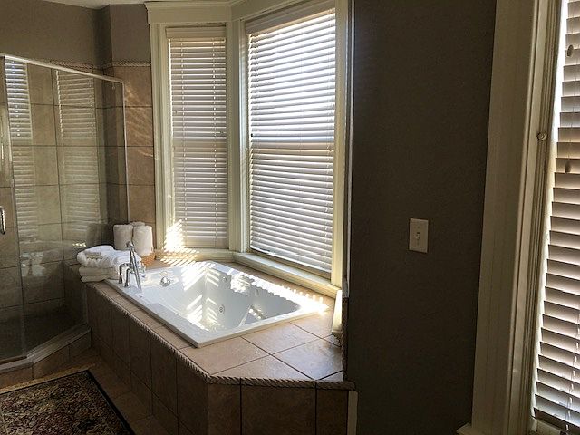 Spacious windows throughout.