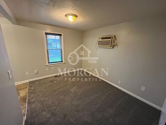2nd image of 830 E 7th St