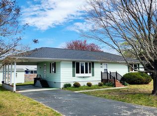 6283 Chester Park Dr, Chincoteague, VA