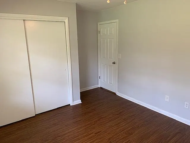4734 Normandy Dr #B — Photo 8