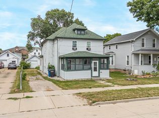 246 W 12th Ave, Oshkosh, WI 54902