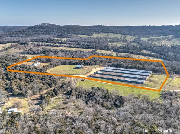 2890 County Road 425, Berryville, AR 72616