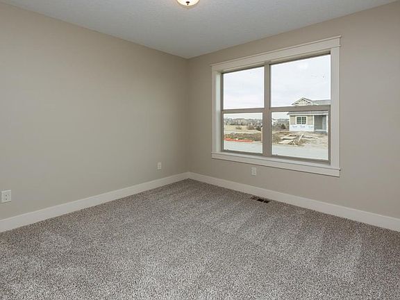 4th image of 300 Shiloh Rose Pkwy NW