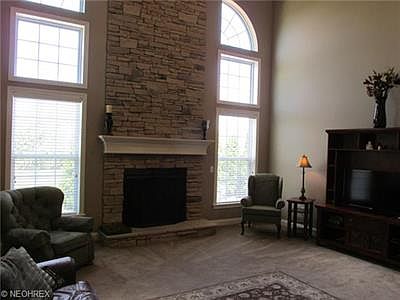 4th image of 6352 Highland Green Dr
