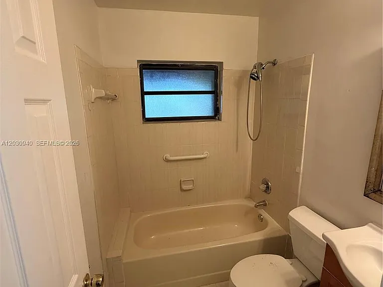 3541 SW 125th Ct — Photo 8