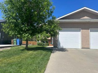 5026 E 41st St, Taber, AB T1G0C4
