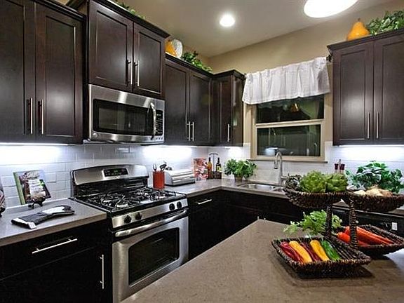 2nd image of 10505 Branden Ct