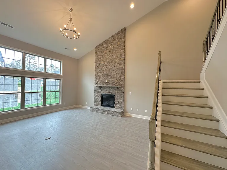 9538 Snowy Cliff Ln — Photo 6