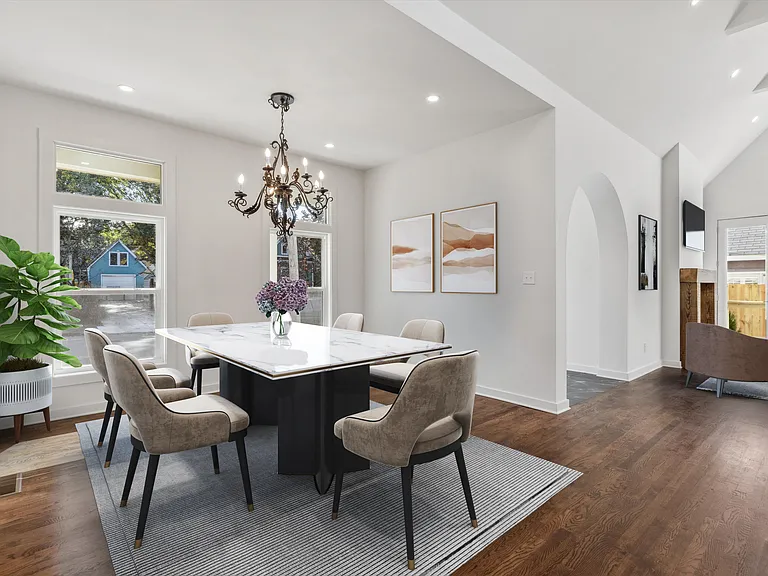 2060 Carr Ave — Photo 13