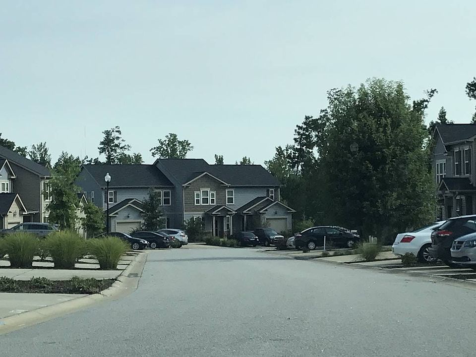 2nd image of 714 Red Cedar Ct
