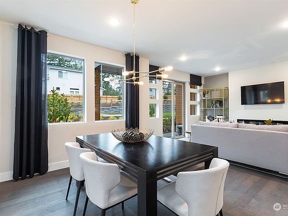 5th image of 369 E Park Street E #18