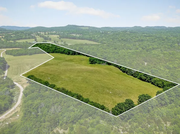 1505 Lower Helton Rd, Alexandria, TN 37012