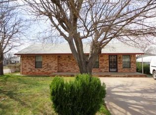 1020 Ridgeway Dr, Wichita Falls, TX 76306