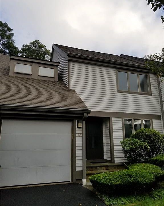 1st image of 12 Adela Ct