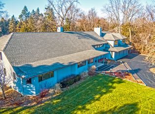 182 Poteet Ave, Inverness, IL 60067