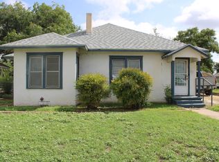 1002 N Broadway St, Ballinger, TX 76821