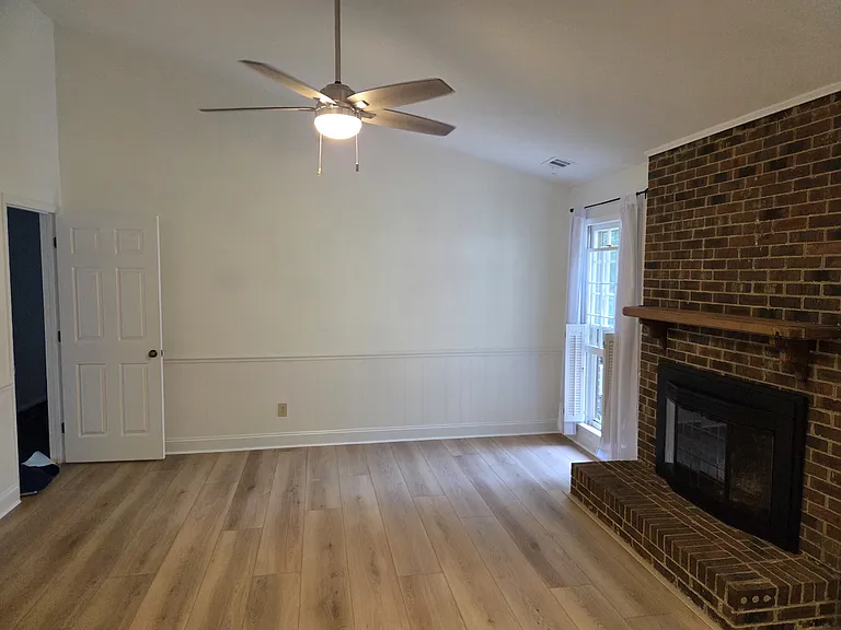 Living area 1