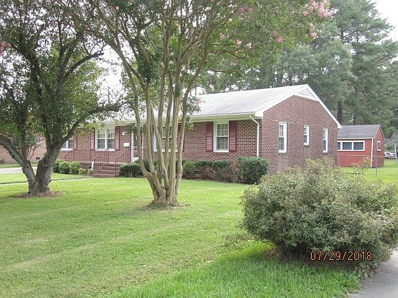 2nd image of 306 W York Dr