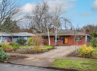 2839 Kincaid St, Eugene, OR 97405