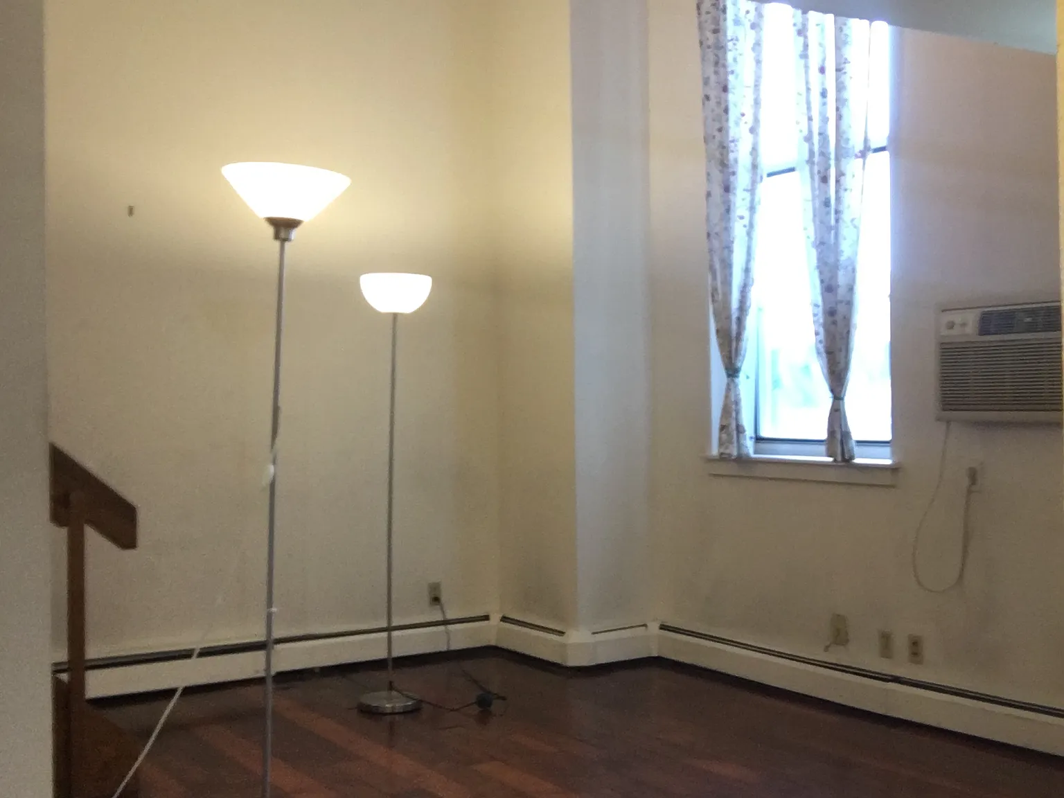 1 bed, 1.5 bath, 669 sqft, $1,700 — Photo 1