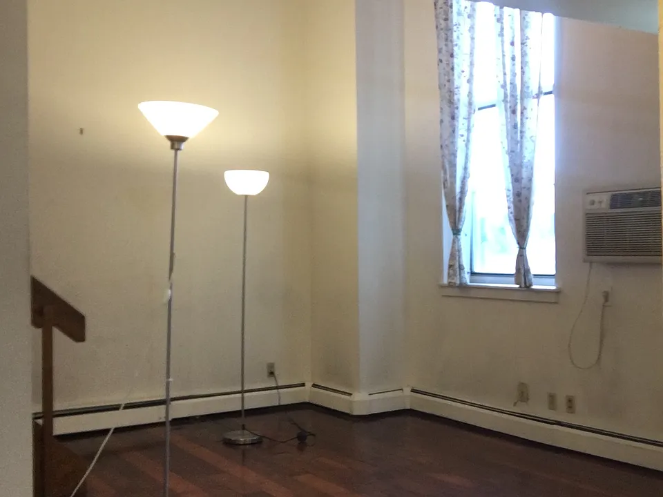 116 Court St #302