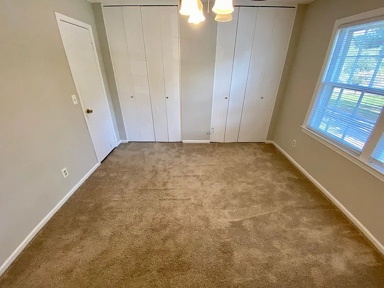 21 Cavalier Ct #D — Photo 13