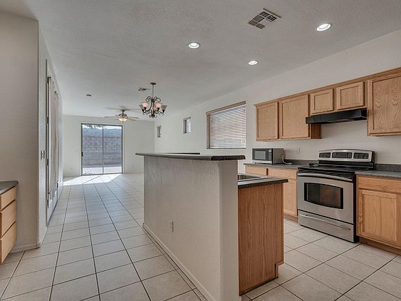 5th image of 1855 E Donner Dr