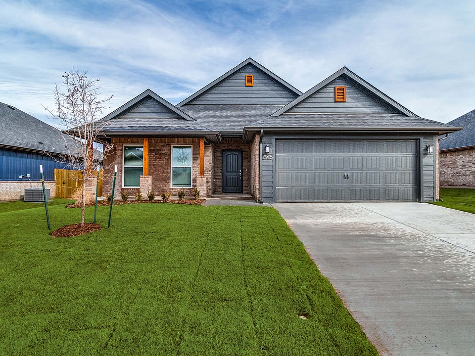 1st image of 2905 Orchid Dr