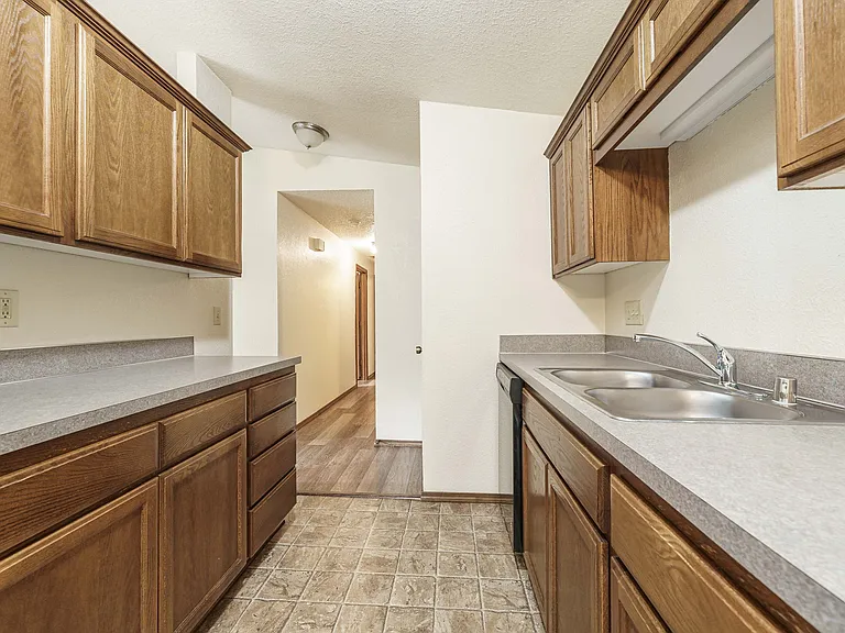 4918 Plomondon St — Photo 10