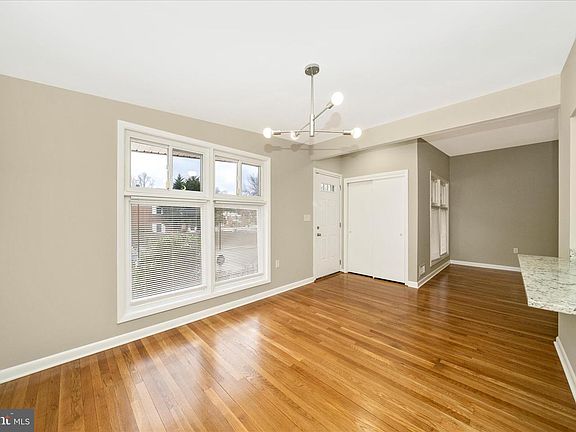 4th image of 1302 Glenmont Rd