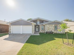 10023 Southridge Dr, Oklahoma City, OK 73159