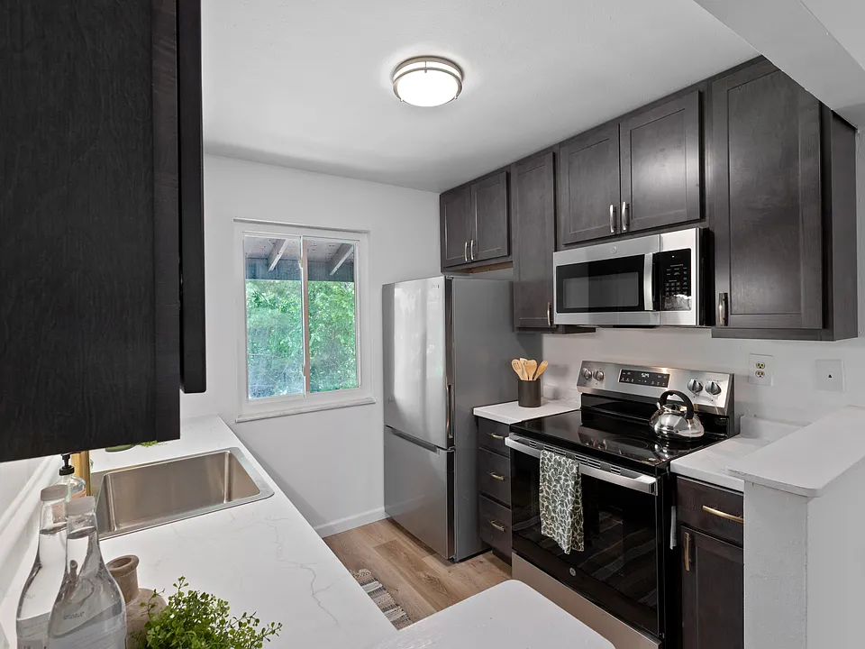 1733 Gascony Parc Dr #1733