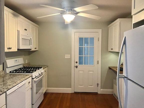 4th image of 164 Summer St
