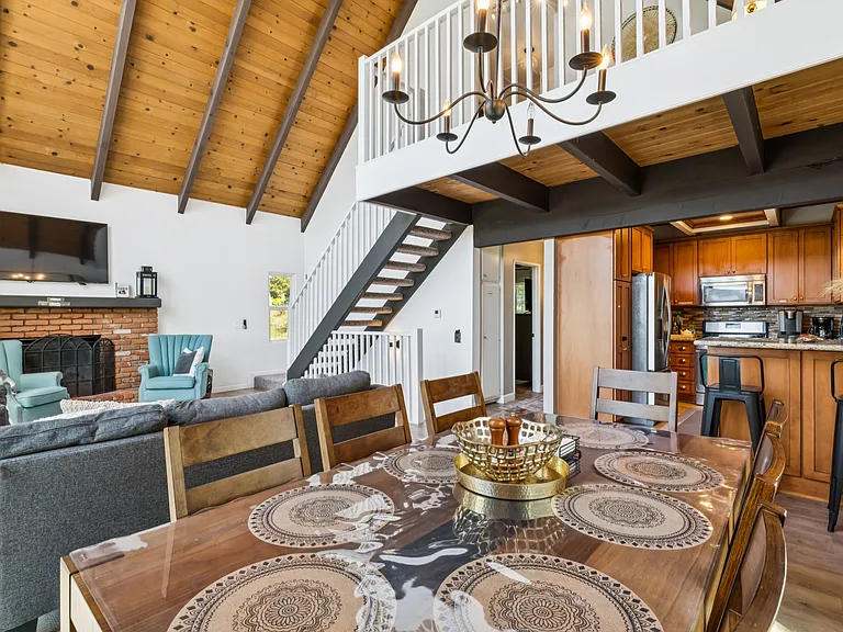 27528 Matterhorn Dr — Photo 5