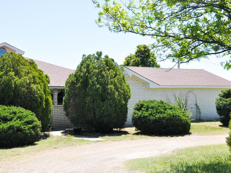 2nd image of 22881 Hix Dr