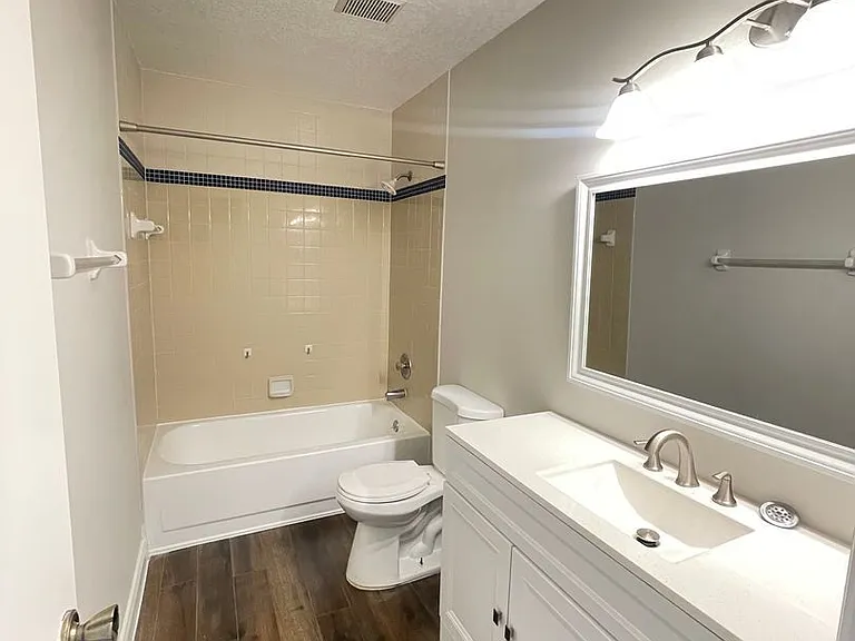 7800 Fernbrook Way — Photo 16