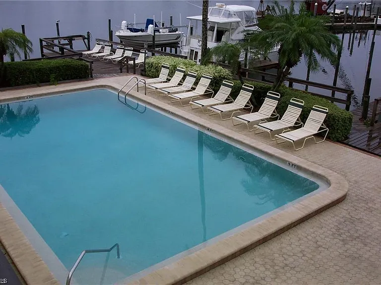 271 Southbay Dr #235 — Photo 18