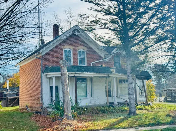 212 Madison St, Rock Springs, WI 53961