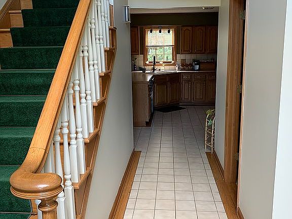 3rd image of 6070 Lisi Gardens Dr