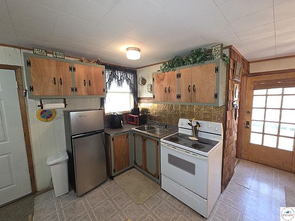 5th image of 12594 Utah Ln