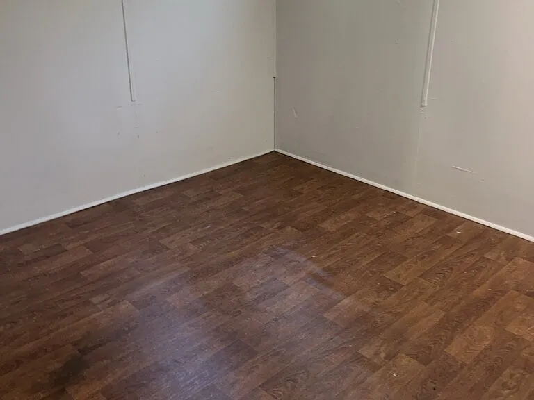 321 Robinson Rd — Photo 12