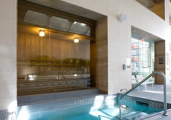 Sold by The Marketing Directors (The Visionaire 2) | media 4