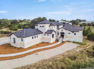 956 Petite Verdot, New Braunfels, TX 78132