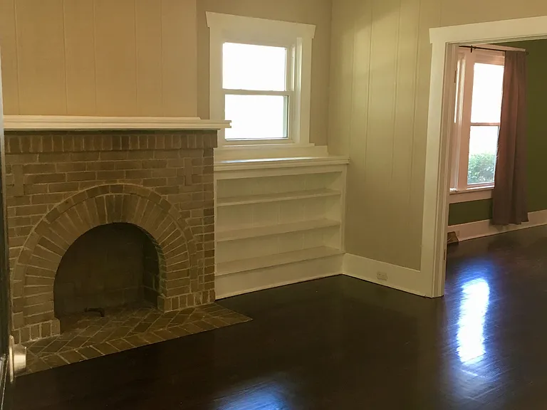 1909 Ashland Ave — Photo 6