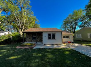 618 Morningside Dr, Salina, KS 67401